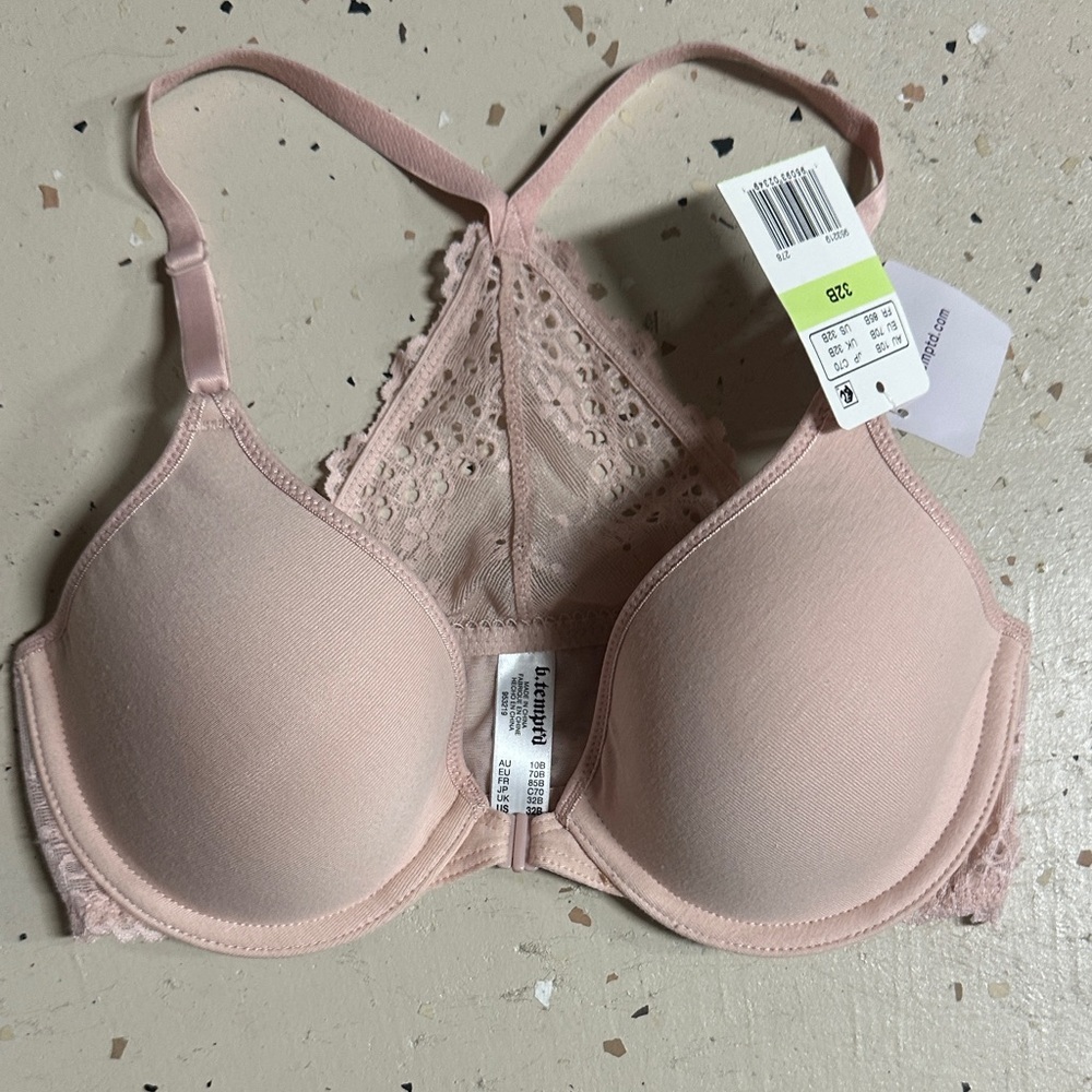 NWT B TEMPTED BRA